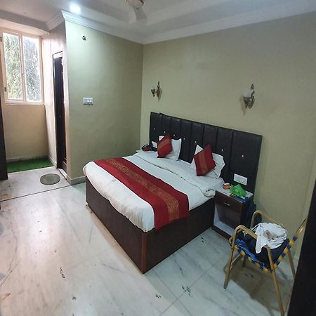 Oyo Hotel Rajshree Akolia Экстерьер фото